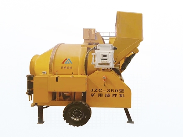 礦用濕噴臺(tái)車(chē)，礦用混凝土泵，礦用攪拌機(jī)發(fā)貨